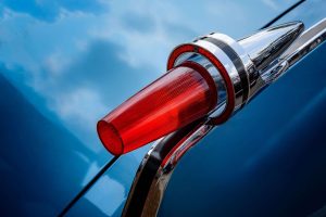 negative-space-classic-car-taillight (1)